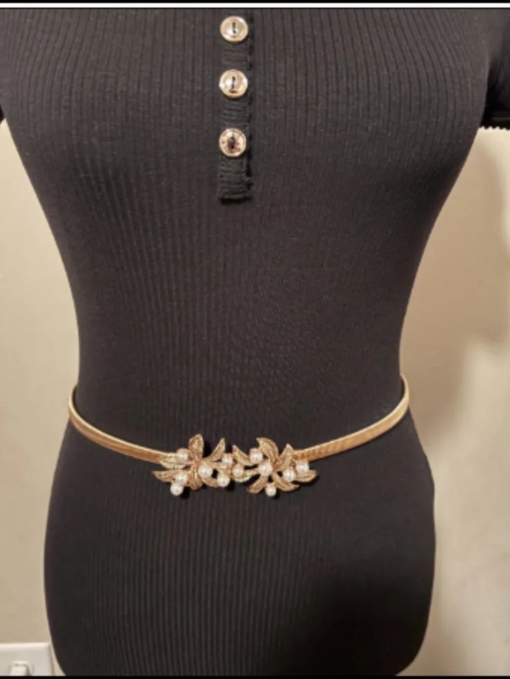 Gold Stretch Belt – 1980s Inspired Faux Pearl Beaded Buckle